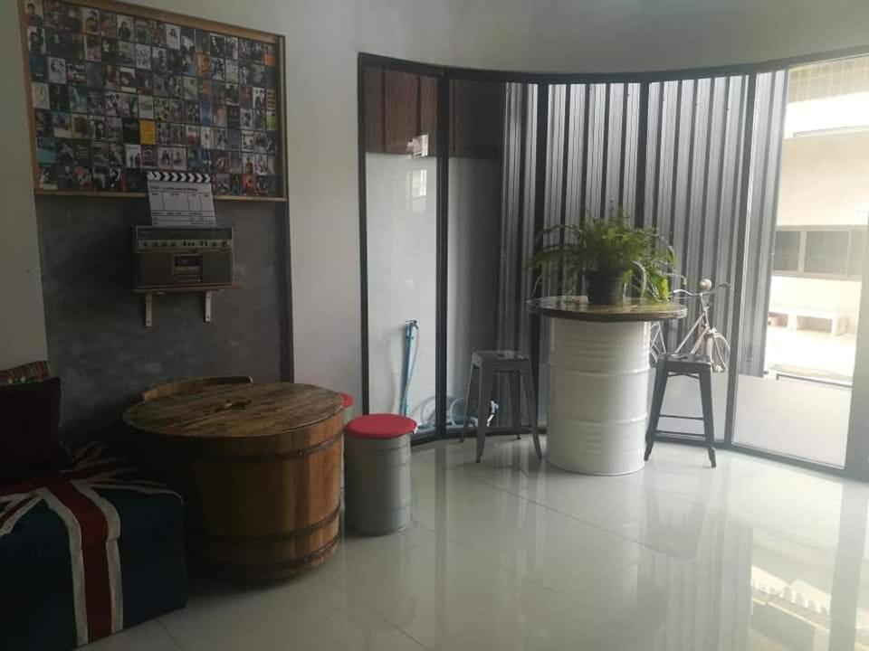 Pak Chong More Hostel Esterno foto